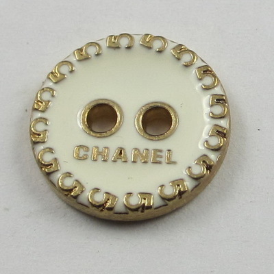 金属纽扣的制造与应用——聚焦温州维克服饰辅料